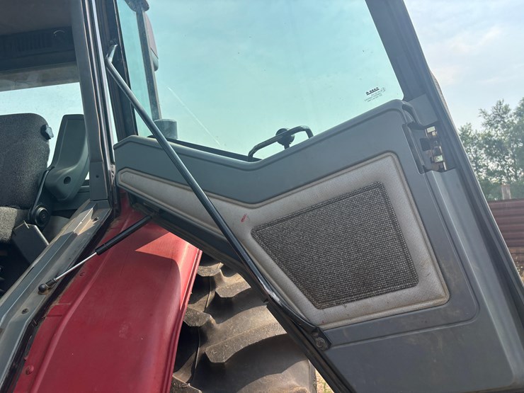 1993-case-7120-tractor-image-13