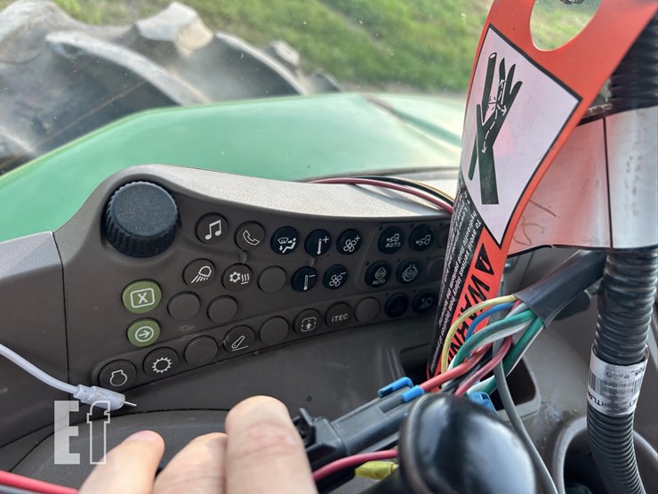 john-deere-6175r-image-66