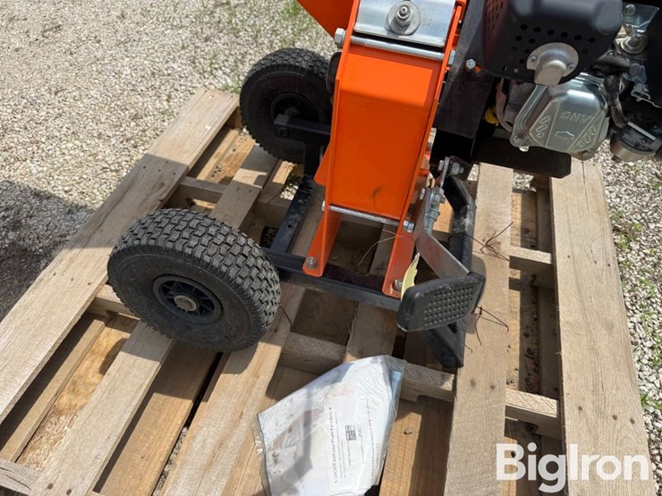 landmax-wood-chipper-image-13