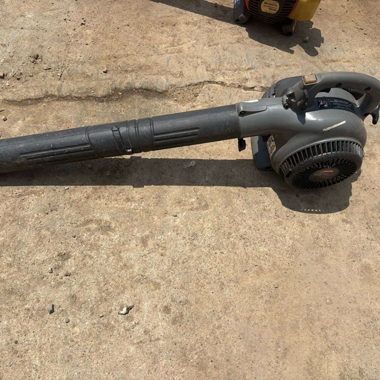 Craftsman Gas Powered Leaf Blower