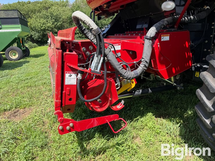 2012-case-ih-6088-image-9