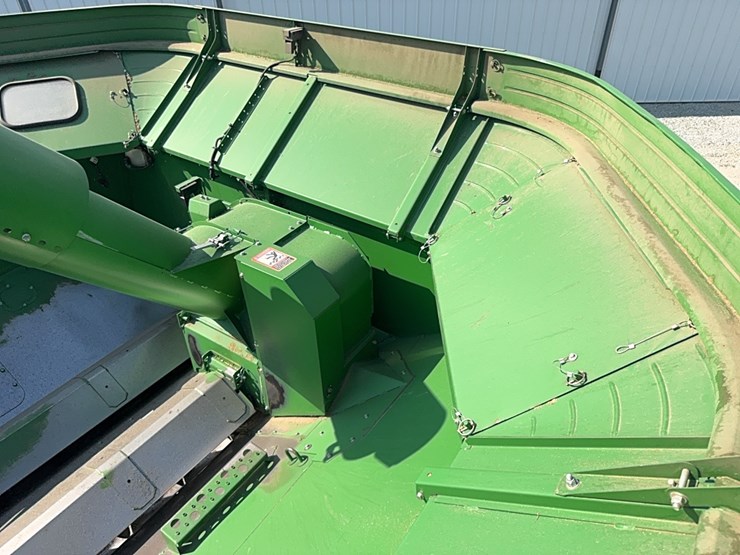 2010-john-deere-9670-sts-image-83