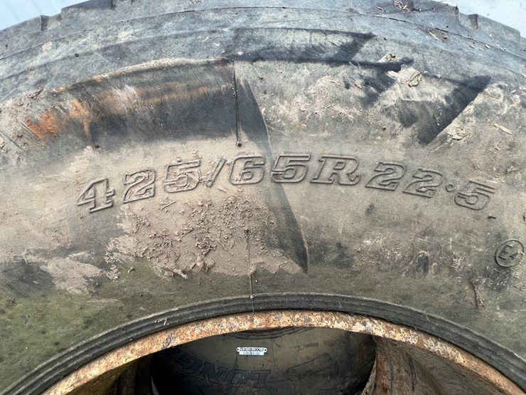 #9931-•-(2)-long-march-128-tires-image-4