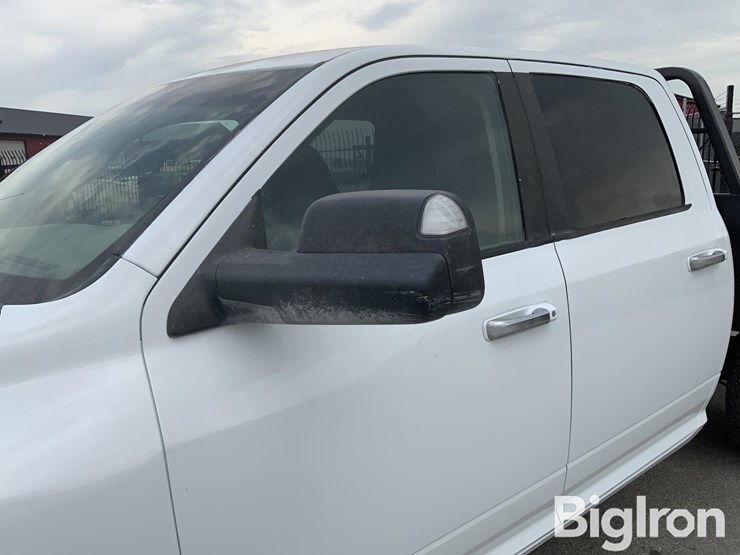 2012-dodge-2500-image-15