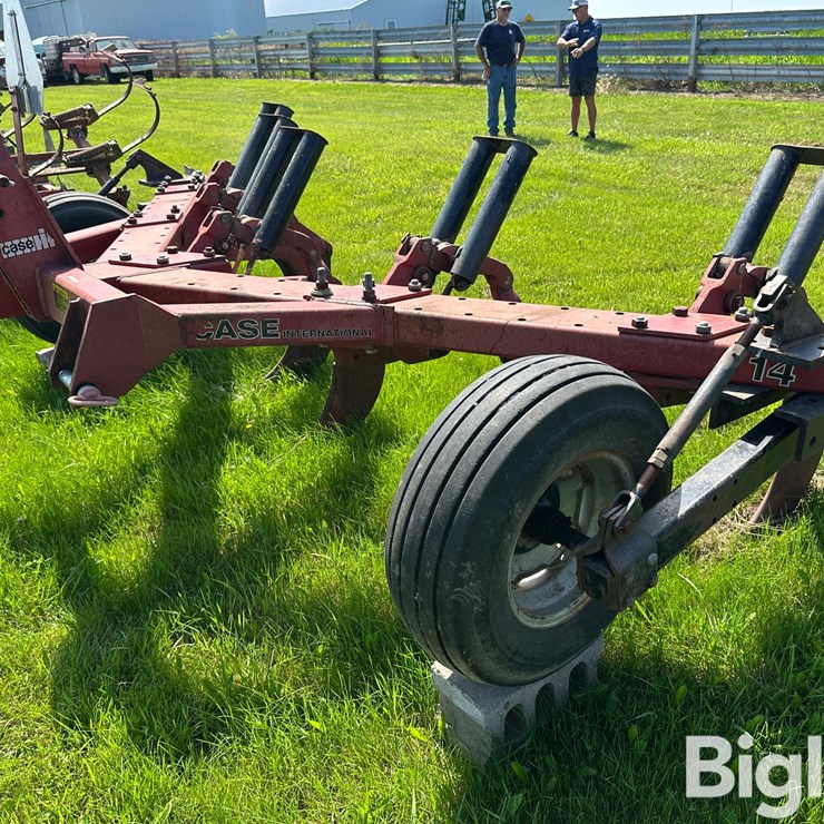 CASE IH 14