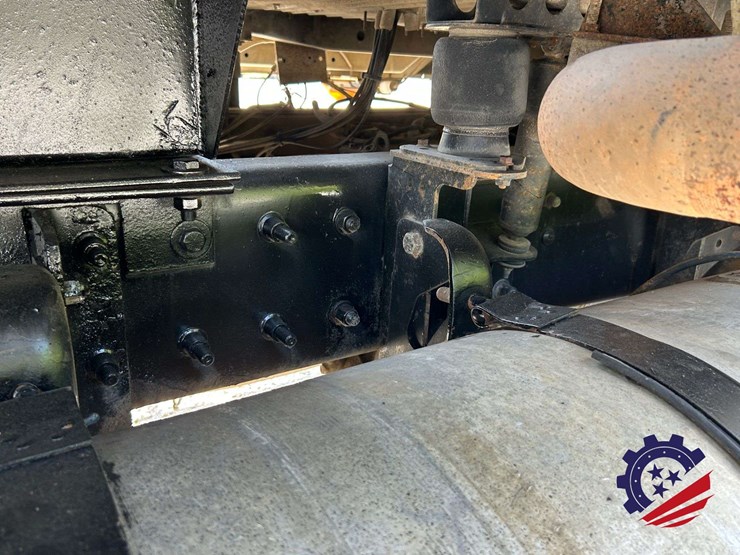 2007-mack-granite-cv713-image-64