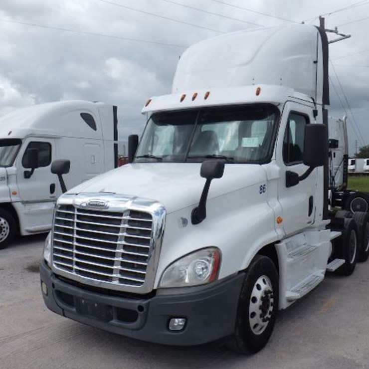 2016 FREIGHTLINER CASCADIA 125 EVOLUTION
