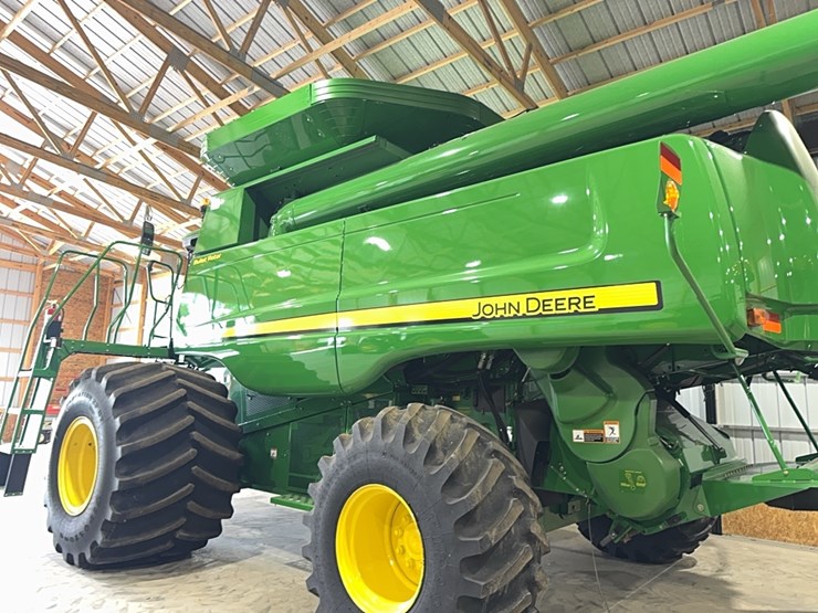 2010-john-deere-9670-sts-image-117