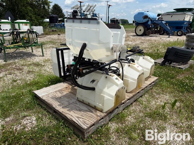 shop-built-4r30-3-pt-hood-sprayer-image-3