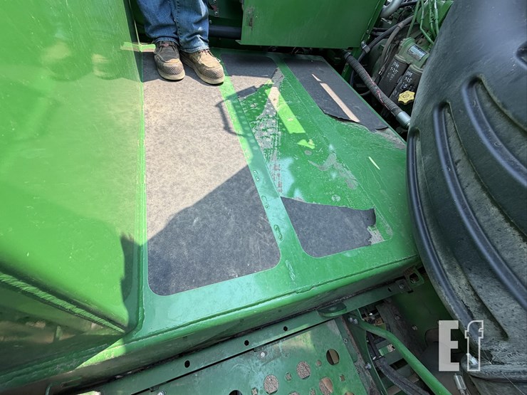 2020-john-deere-s780-image-24