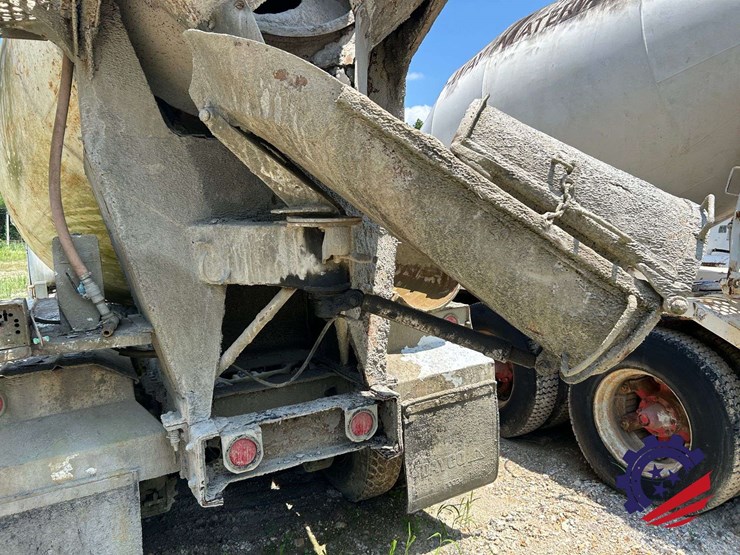 1997-mack-dm690s-image-29