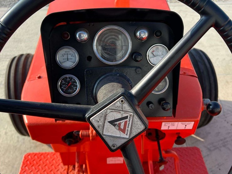 allis-chalmers-d21-image-11