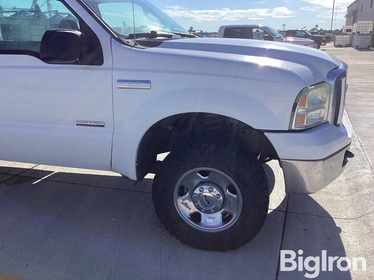 2005-ford-f250-xlt-image-18