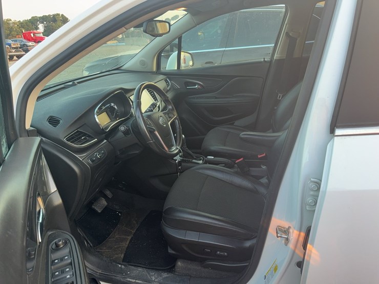 2017-buick-encore-image-22