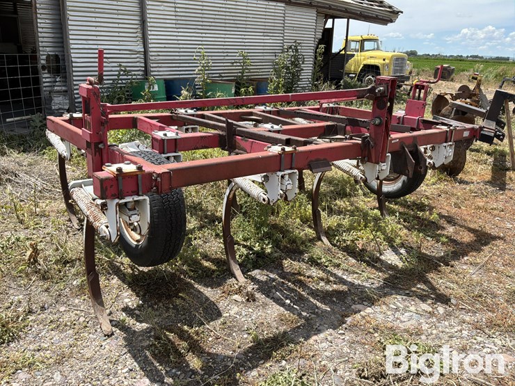 wil-rich-4400-image-3