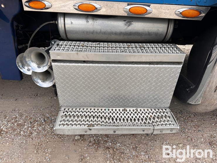 2004-peterbilt-379-image-20