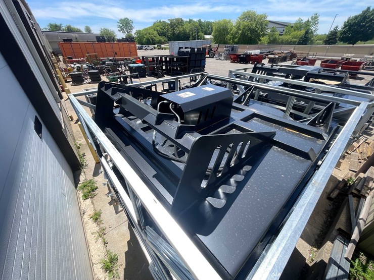 #8232-•-unused-2026-jct-heavy-duty-skid-steer-brush-cutter-(o2)-image-2