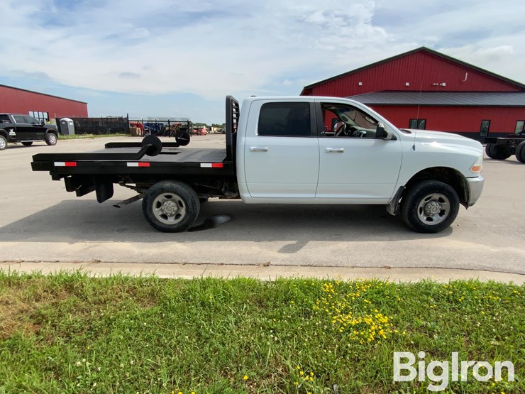 2012-dodge-2500-image-4