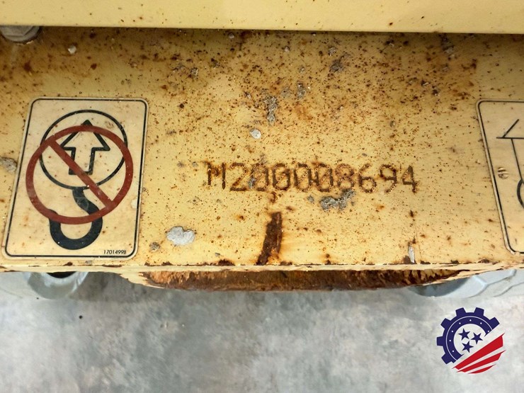 2017-jlg-2632es-image-33