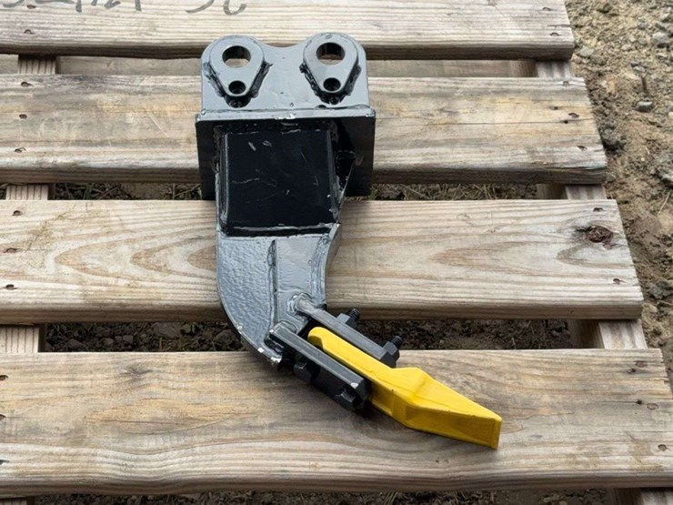 mini-excavator-ripper-tooth-attachment-image-1