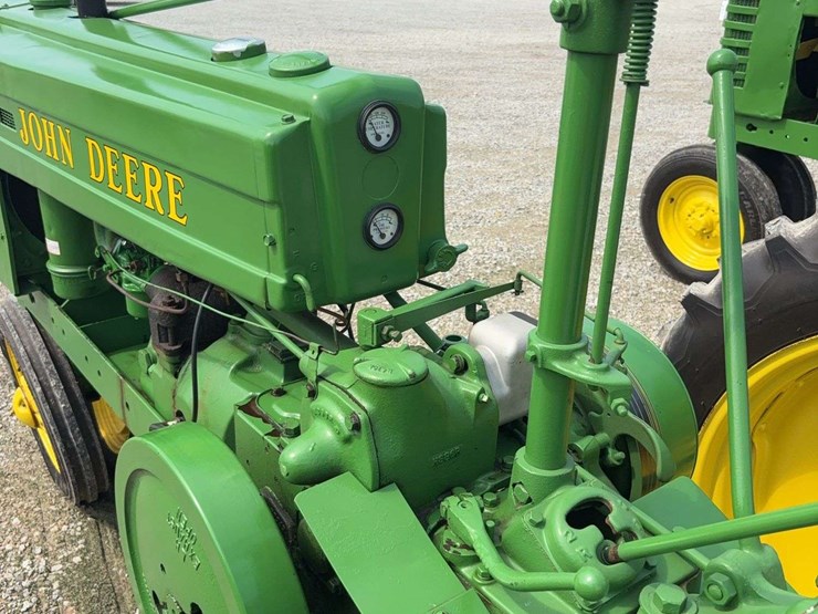 john-deere-h-image-11
