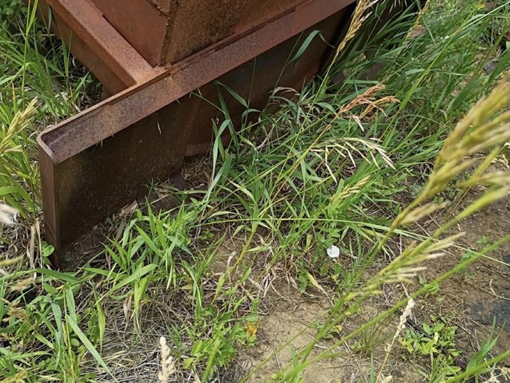 incinerator-with-skid-steer-mounting-plate-6387-image-2