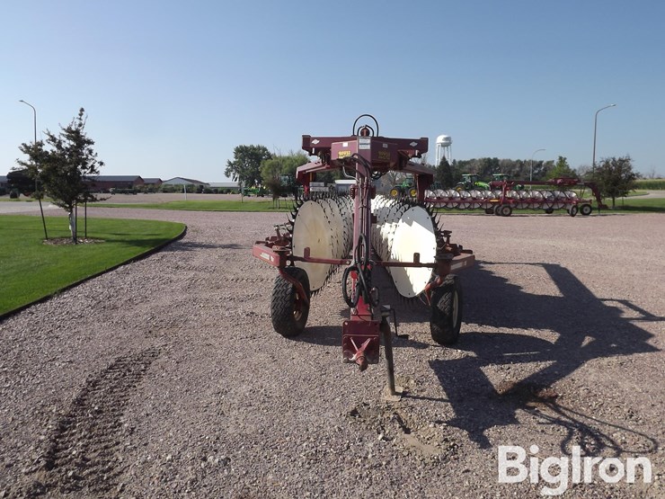 2008-rowse-u27-27-wheel-hay-rake-image-2