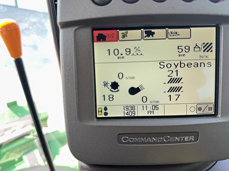 2010-john-deere-9670-sts-image-105