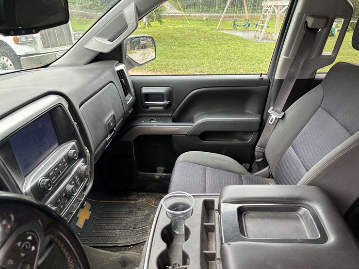 2015-chevrolet-1500-image-14