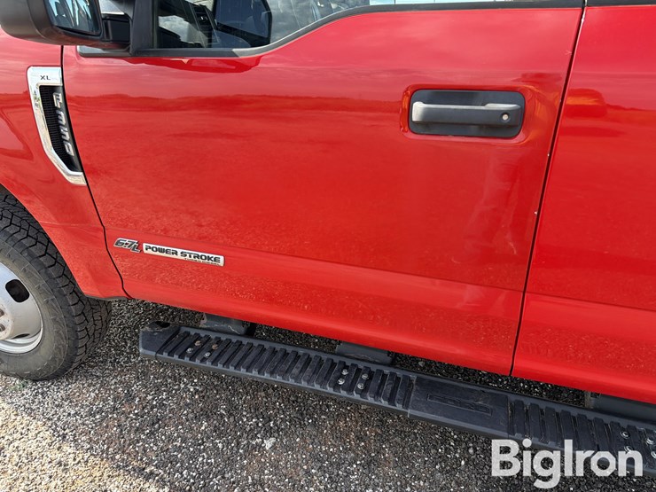 2019-ford-f350-xl-image-18