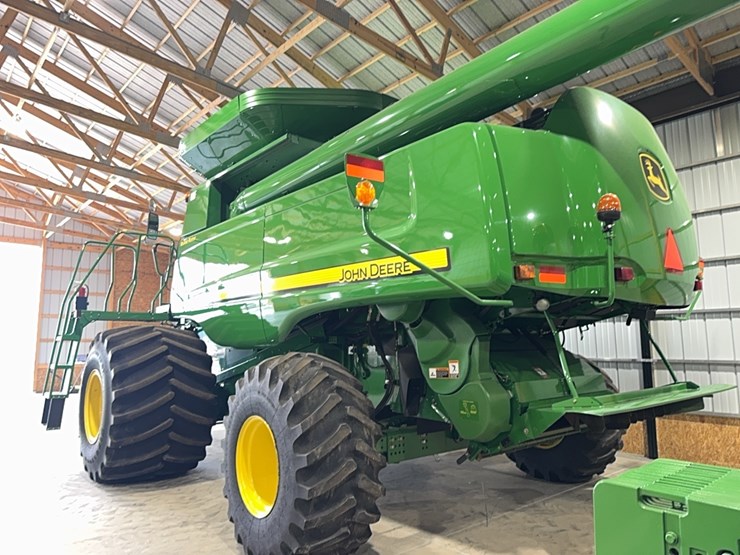 2010-john-deere-9670-sts-image-115