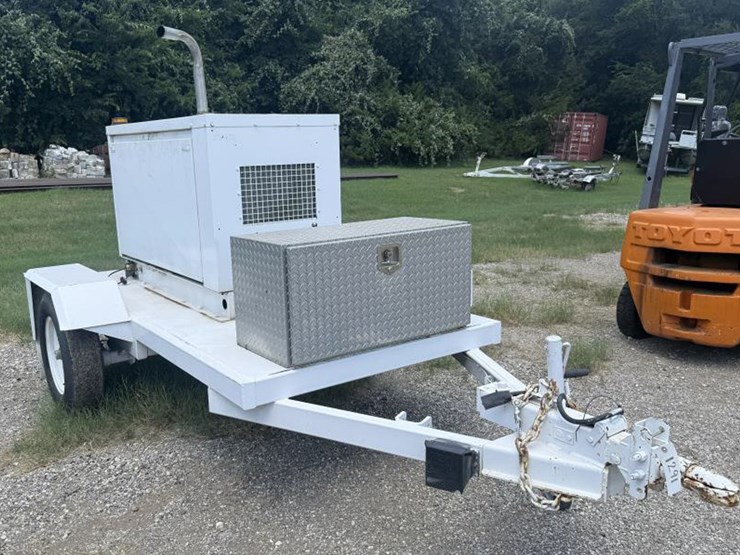 #48-•-onan-cummins-generator-on-trailer-image-1