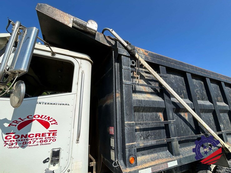 2008-international-5600-paystar-tri-axle-dump-truck-image-30