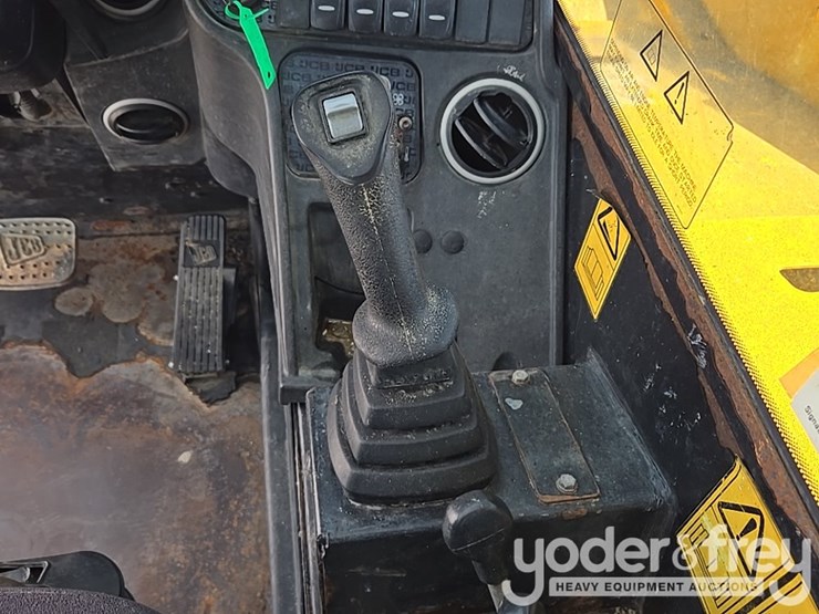 2017-jcb-510-56-image-51