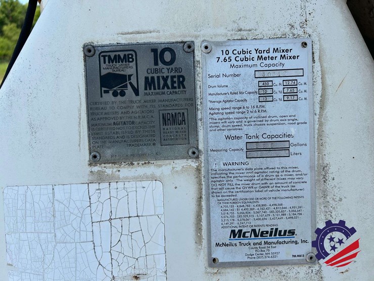1992-mack-dm600gk-rear-discharge-concrete-mixer-truck-image-103