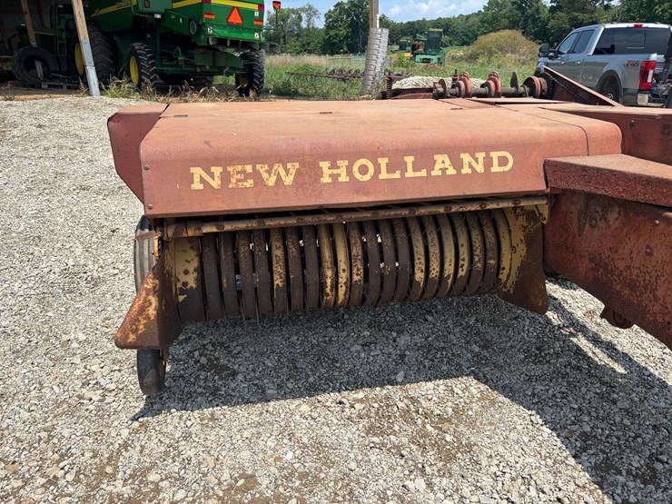 new-holland-268-image-10