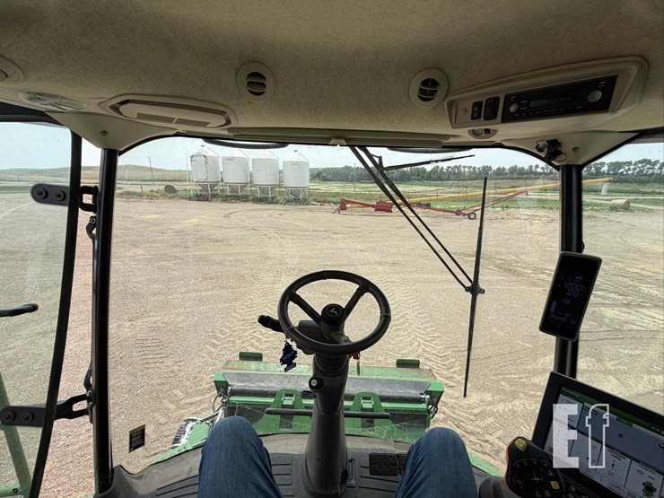 2020-john-deere-s780-image-58