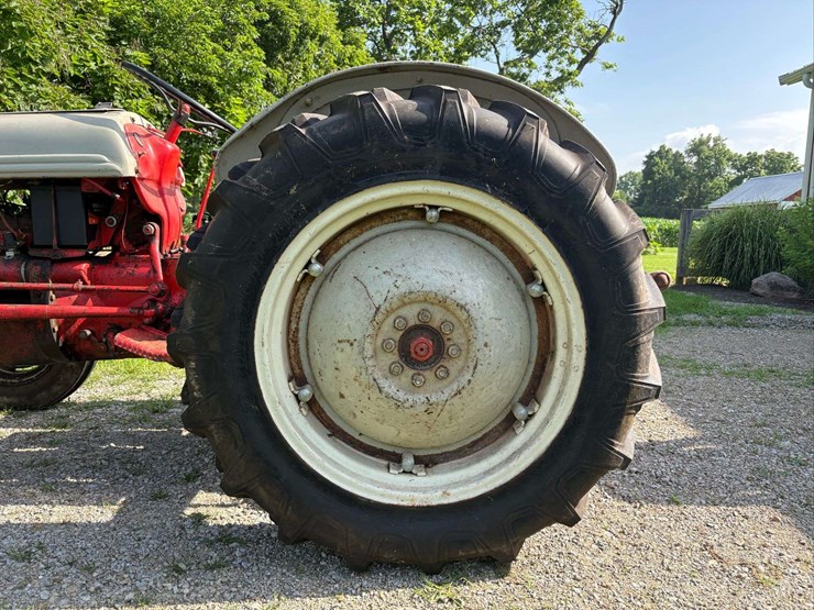 ford-8n-image-5