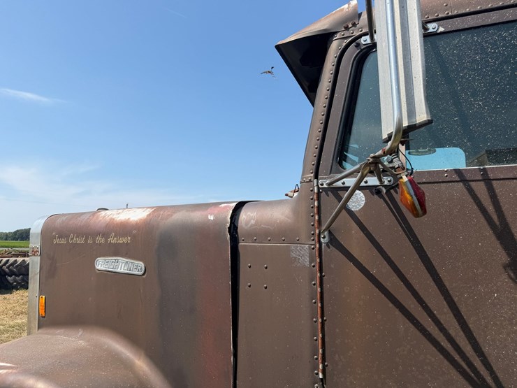 #52611-•-1985-freightliner-single-cab-t/a-fertilizer-truck-2fupysyb5fh254590-inv#52611-image-39