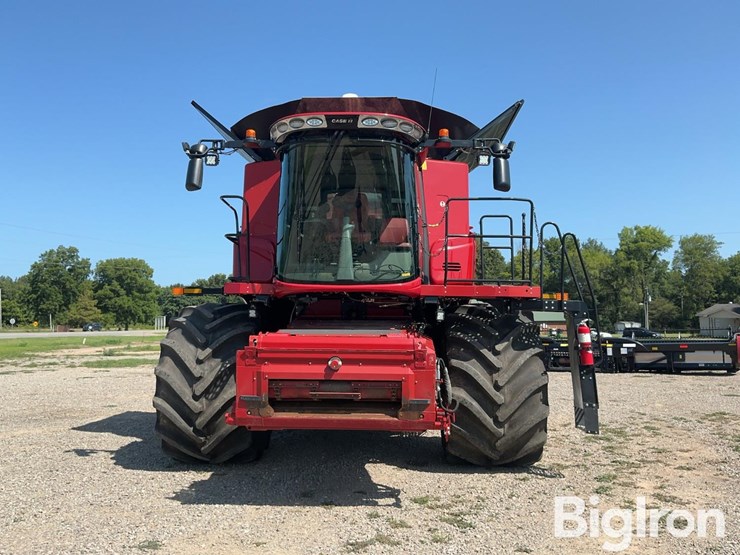 2022-case-ih-8250-image-2