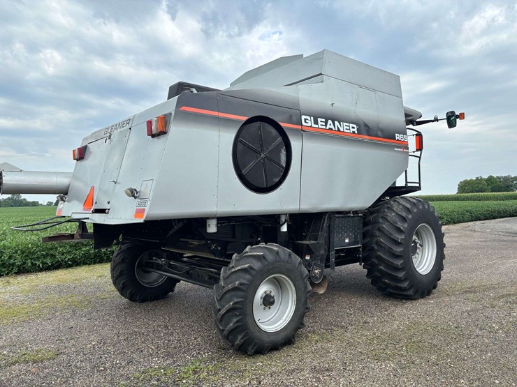 2003-gleaner-r65-image-4