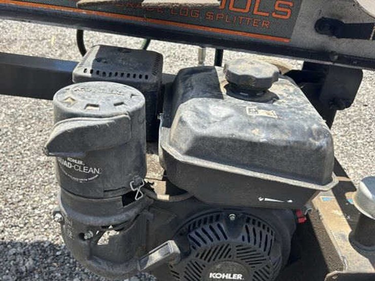 #71-•-dirty-hand-tools-28-ton-log-splitter-image-9