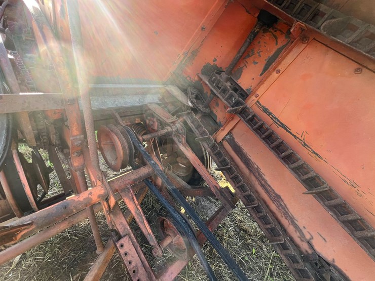 #9904-•-allis-chalmers-corn-chopper-image-11
