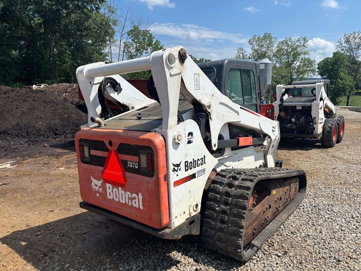 2014-bobcat-t870-image-6