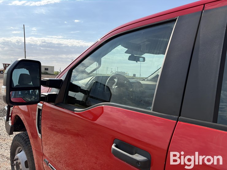 2019-ford-f350-xl-image-17