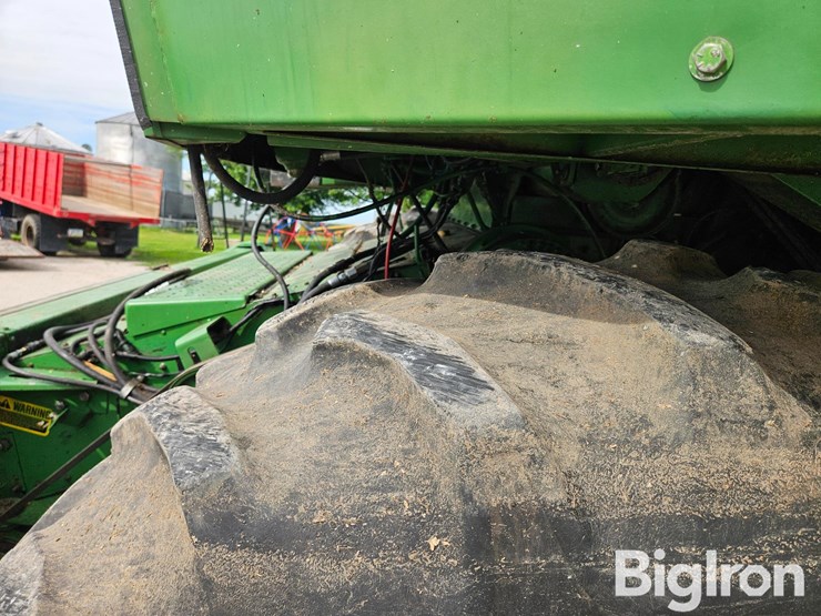 1983-john-deere-7720-image-11