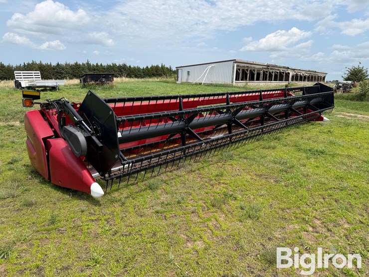 2012-case-ih-3020-image-3