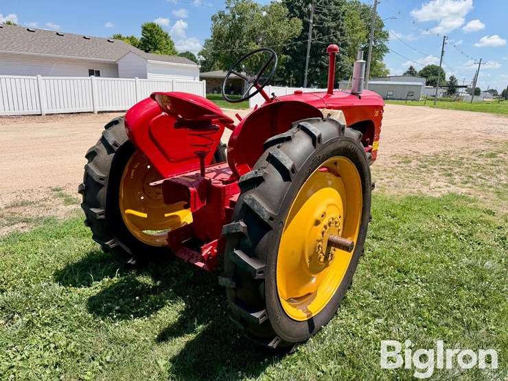 1951-massey-ferguson-30-image-5