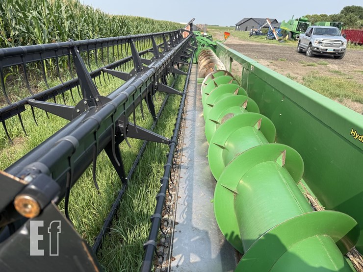 john-deere-635f-image-9