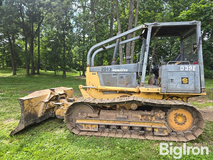 komatsu-d39e-1-image-8